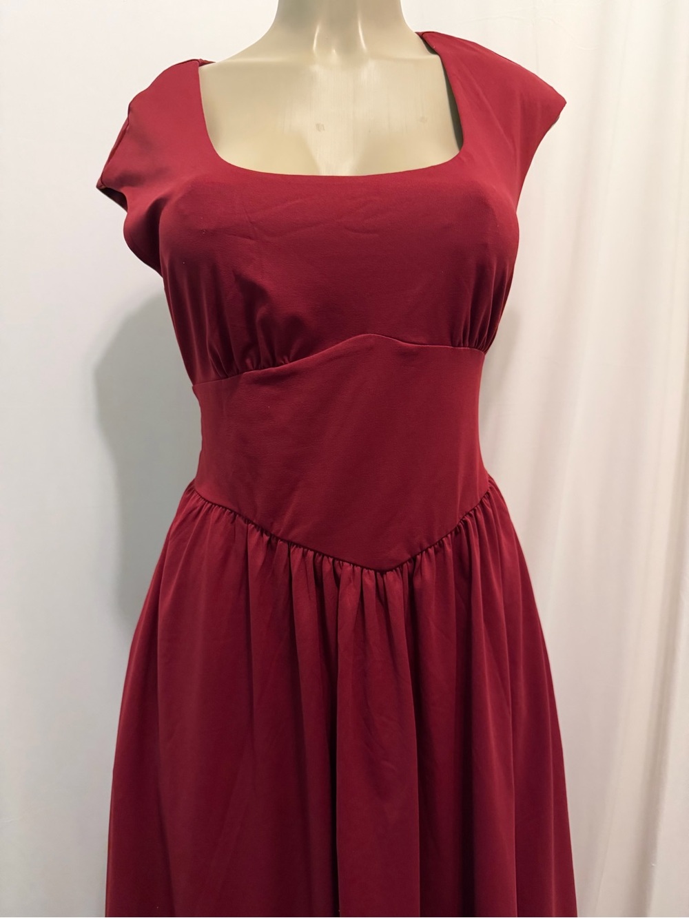 Oys Women's Square Neck Burgundy Midi Dress.